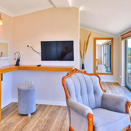 3 Bedroom 5006 *