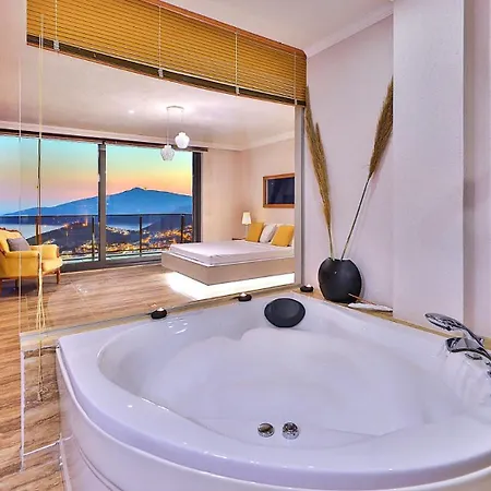 3 Bedroom 5006 Kalkan