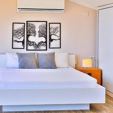 3 Bedroom 5006 Villa